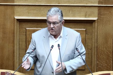 Κουτσούμπας σε Μητσοτάκη: Είστε στην πλευρά γενοκτόνων – Η απάντηση στον Γεωργιάδη