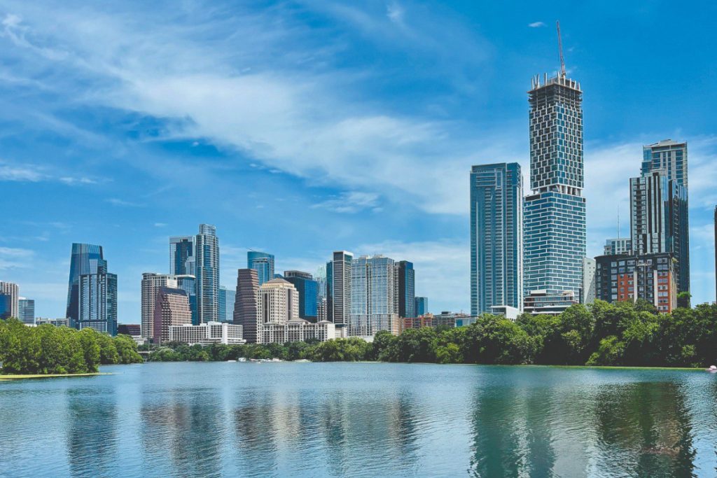 Οδοιπορικό στο Οστιν: Η διπλή ταυτότητα, οι καουμπόιδες και τα μπλουζ