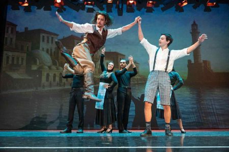 «Όταν ο Μίκης ήταν παιδί», με τη ματιά της ανιψιάς του Μάρως Θεοδωράκη