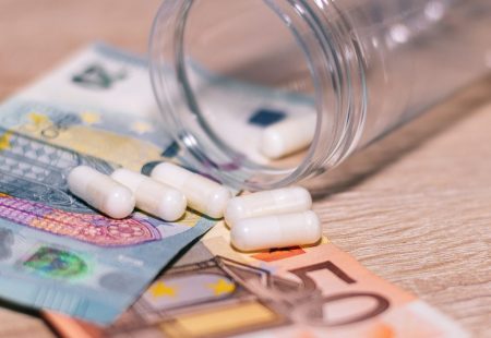 Ρεκόρ στις δαπάνες για φάρμακα