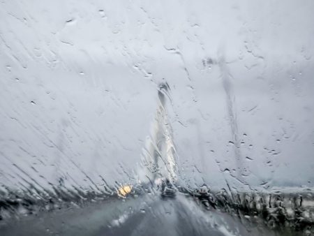 Καιρός: Επιδείνωση με ισχυρές βροχές και καταιγίδες