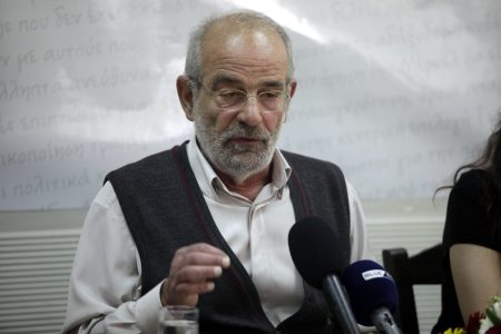 Αλέκος Αλαβάνος για Τσίπρα: «Ασχολούμαι με σοβαρές υποθέσεις»