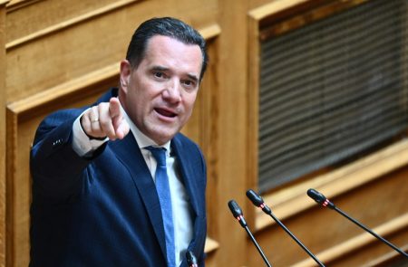 Γεωργιάδης: Από αύριο υπεύθυνος για τον Άγνωστο Στρατιώτη θα είναι ο Δένδιας