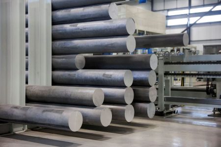 Το αλουμίνιο απειλεί να πάρει τη θέση του χαλκού