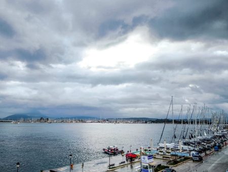 Καιρός: 48ωρη κακοκαιρία με έντονες βροχές και καταιγίδες – Σε ποιες περιοχές