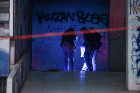 Αμπελόκηποι: Νεκρός 55χρονος αστυνομικός με το υπηρεσιακό του όπλο