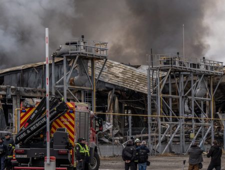 Κίεβο: Δύο νεκροί και δεκατρείς τραυματίες από ρωσική αεροπορική επίθεση