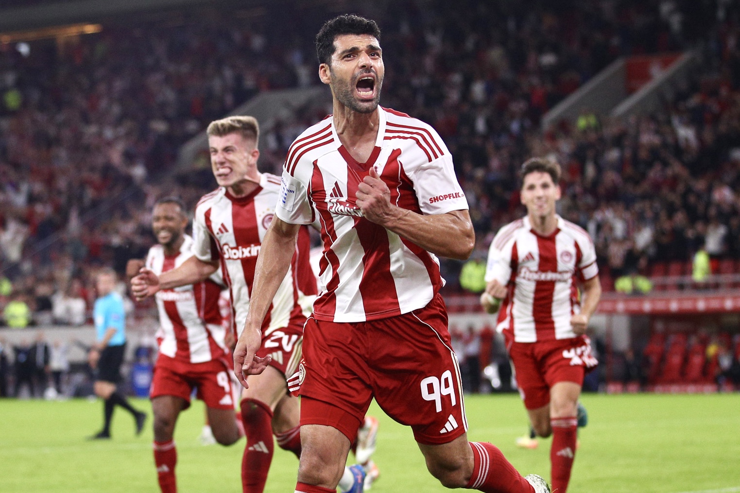 Ολυμπιακός – ΑΕΚ 2-0: Απόλυτος κυρίαρχος με Ελ Καμπί και Ταρέμι