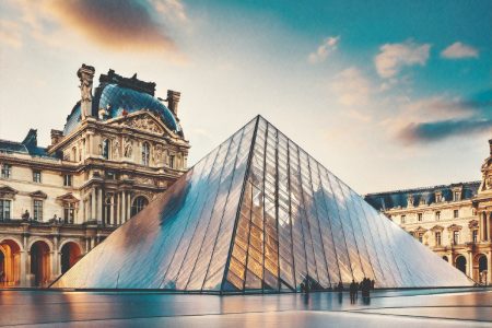 Οι αρχιτέκτονες του Λούβρου – Από τον Πιερ Λεσκό έως τον Ιεό Μινγκ Πέι