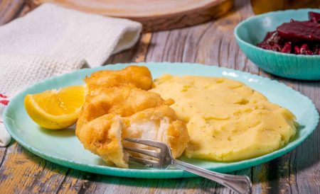 28η Οκτωβρίου: Γιατί τρώμε τελικά μπακαλιάρο σκορδαλιά;