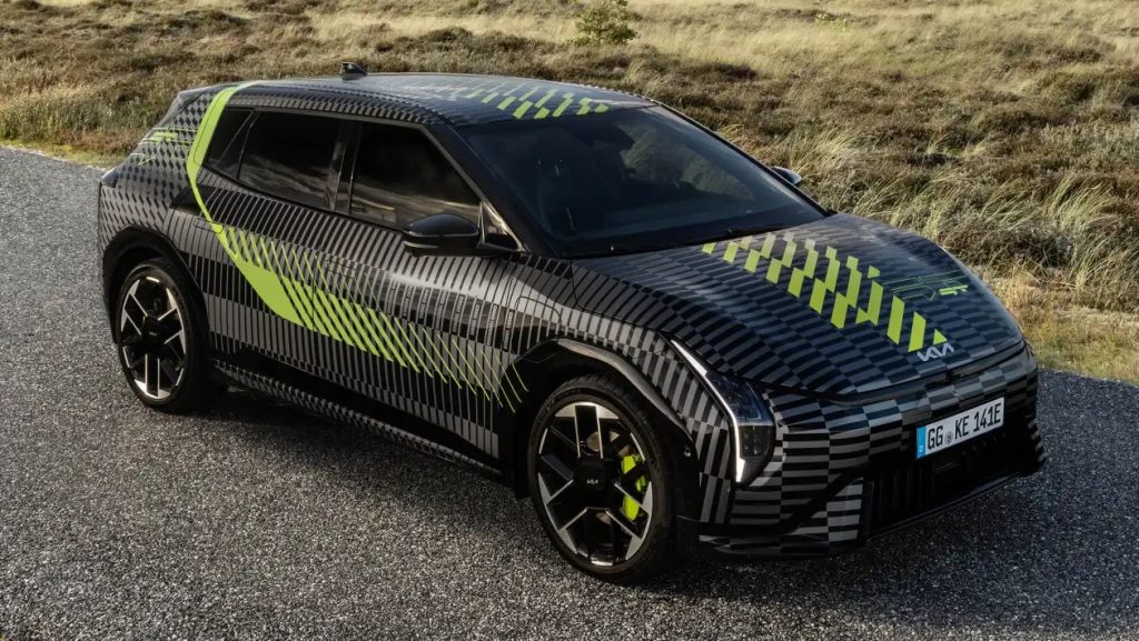 Πρόβα τζενεράλε για το KIA EV4 GT