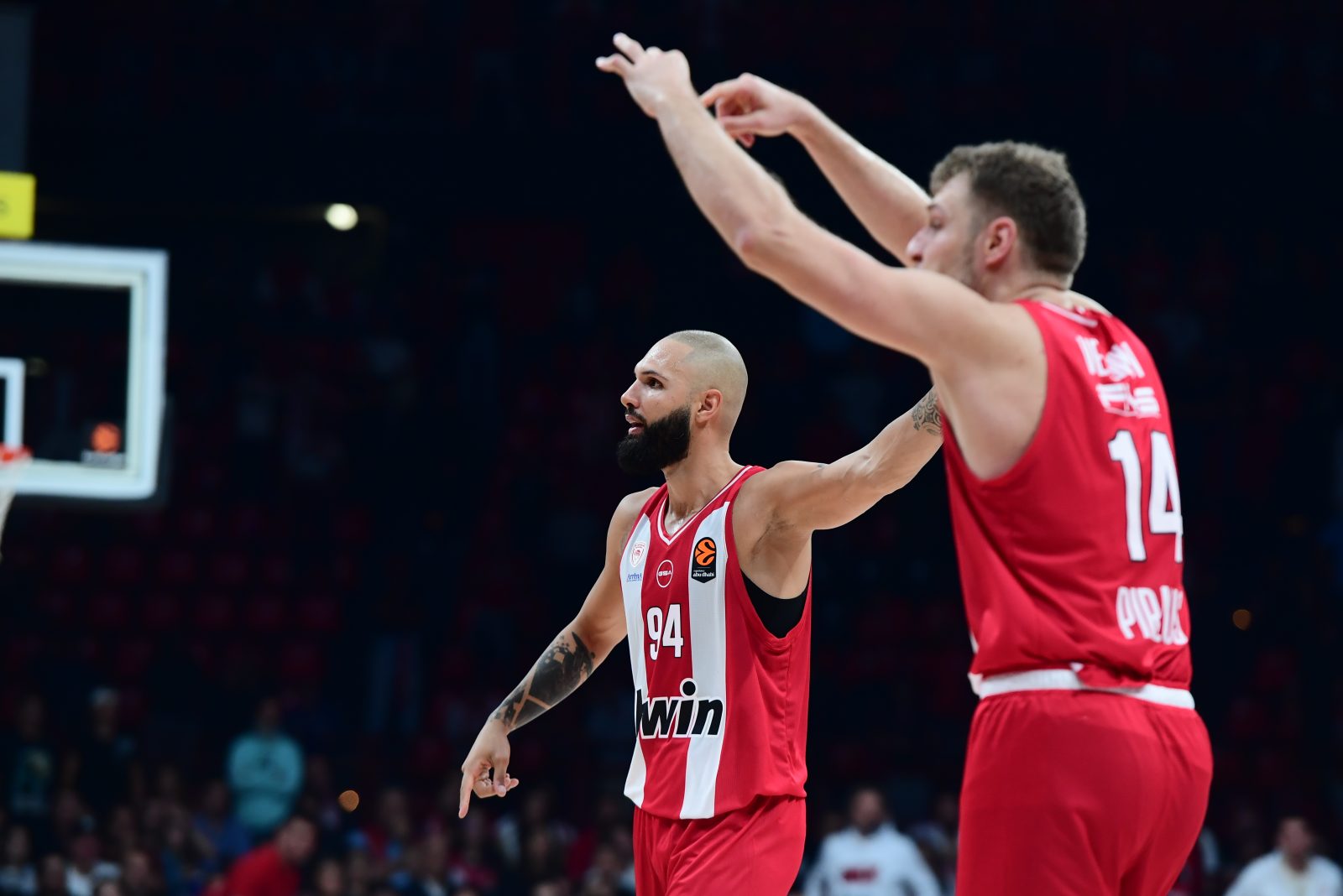 Ολυμπιακός-Μονακό 87-92: Άμυνα και τρίποντα «πλήγωσαν» τους «ερυθρόλευκους»