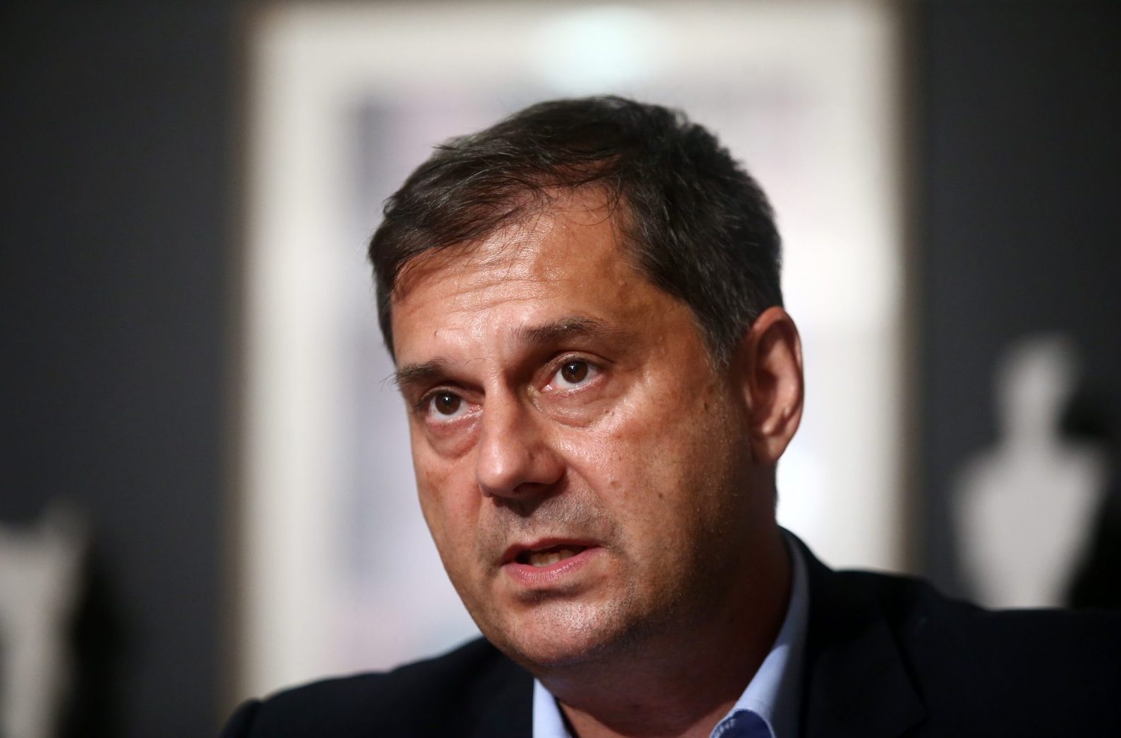 Επίθεση στο γραφείο του Χάρη Θεοχάρη: «Έβαλαν φωτιά στην είσοδο ενώ ήταν μέσα εργαζόμενοι» Επίθεση στο γραφείο του Χάρη Θεοχάρη: «Έβαλαν φωτιά στην είσοδο ενώ ήταν μέσα εργαζόμενοι»