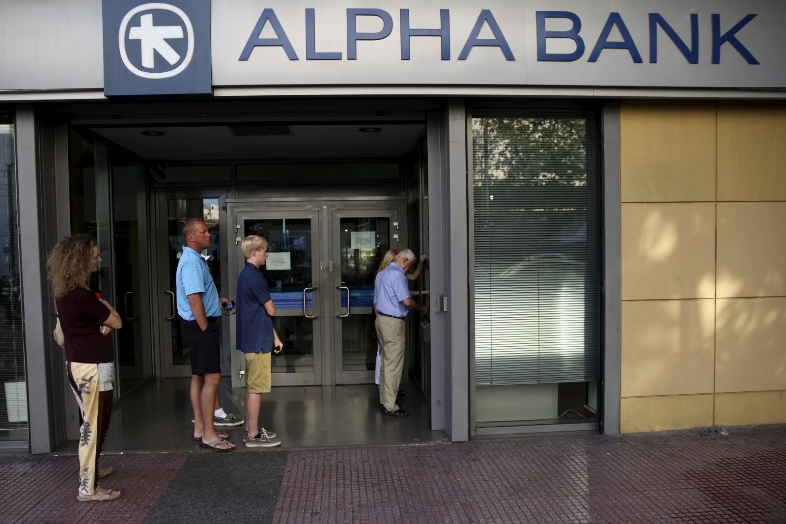 Alpha Bank: «Πράσινο φως» από ΕΚΤ για συμμετοχή της UniCredit με 29,5%