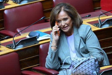 Η Μπακογιάννη για την «αλαζονική εξουσία» Κικίλια