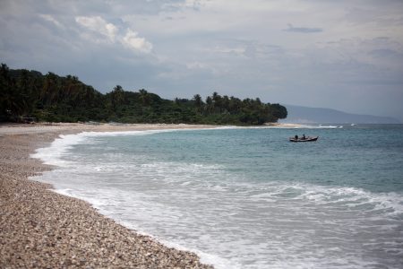 Δομινικανή Δημοκρατία: Εντοπίστηκε σκάφος που μετέφερε 650 δέματα με κοκαΐνη