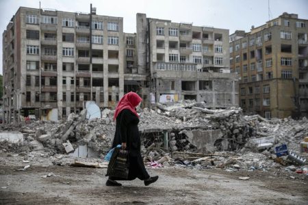 Τουρκία: Σώθηκε μόνο η μία κόρη από την κατάρρευση κτιρίου