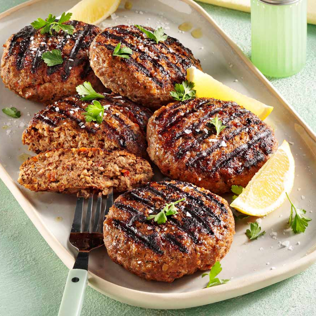 Μπιφτέκια με λαχανικά, χαμηλά σε θερμίδες και γεμάτα νοστιμιά