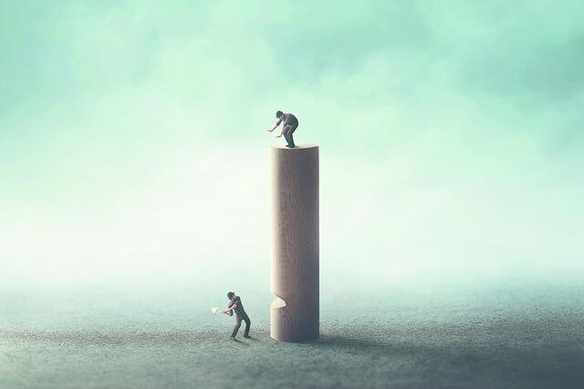 Μια νέα Εποχή των Επαναστάσεων;