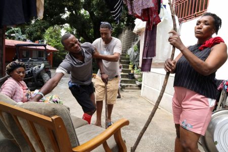 Πείνα και απόγνωση στην Τζαμάικα: Ο τυφώνας Μελίσσα αφήνει πίσω του ερείπια και νεκρούς