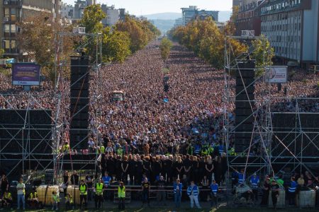 Σερβία: Κοσμοπλημμύρα για την επέτειο του σιδηροδρομικού δυστυχήματος