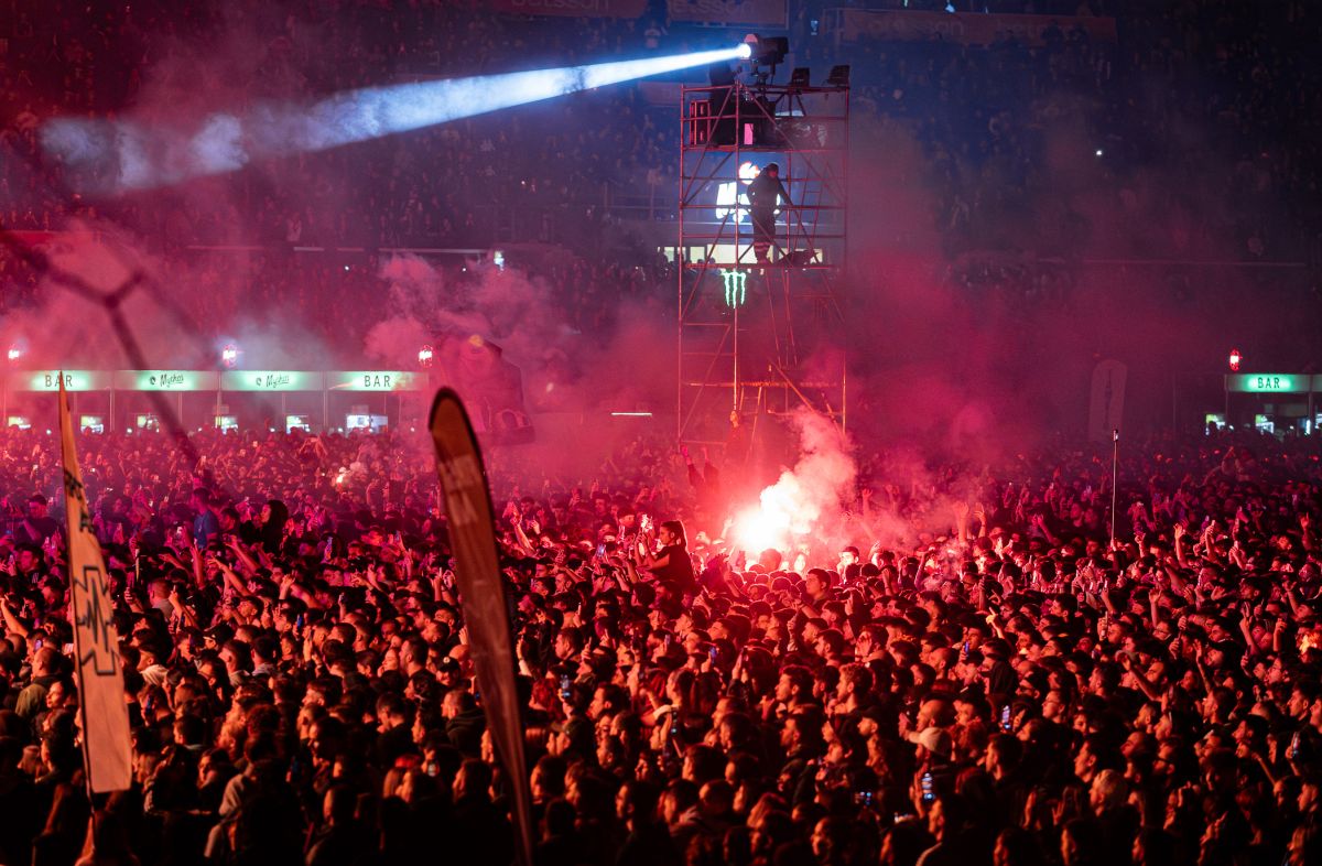 Ο ΛΕΞ έβαλε «φωτιά» στο Καυταντζόγλειο με 45.000 κόσμο (εικόνες)