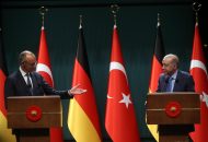 Ασκήσεις ισορροπίας Μερτς – Ερντογάν, εξοπλισμοί και Realpolitik