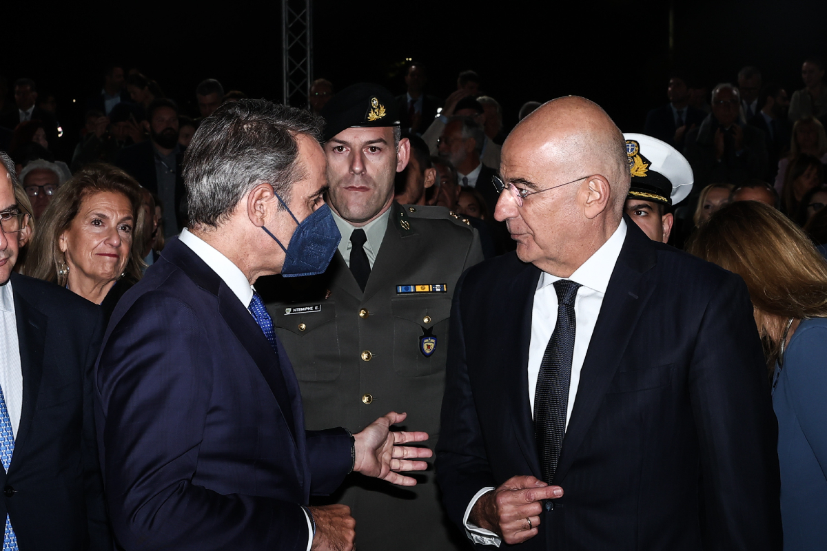 Μητσοτάκης και Δένδιας σε εύθραυστη «ανακωχή» στο Πεντάγωνο Μητσοτάκης και Δένδιας σε εύθραυστη «ανακωχή» στο Πεντάγωνο