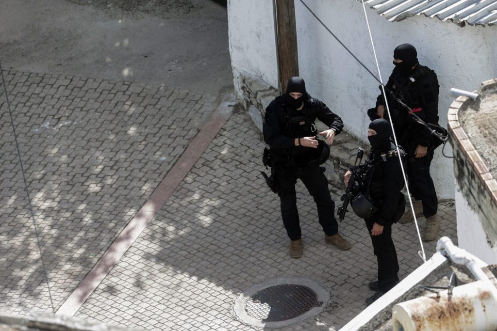 5 το πρωί: Άφαντα τα 3 αδέρφια στα Βορίζια – «Εξέγερση» στη ΝΔ για τα ΕΛΤΑ – Υπουργοί στην εξεταστική ΟΠΕΚΕΠΕ