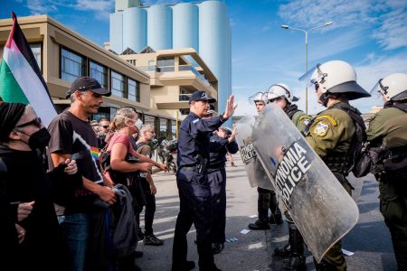 Χανιά: Επεισόδια στην άφιξη  ισραηλινού κρουαζιερόπλοιου στη Σούδα