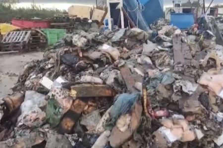 Κέρκυρα: Μόλυνση και τη δυσοσμία από τα καμένα απόβλητα – Σε απόγνωση οι κάτοικοι