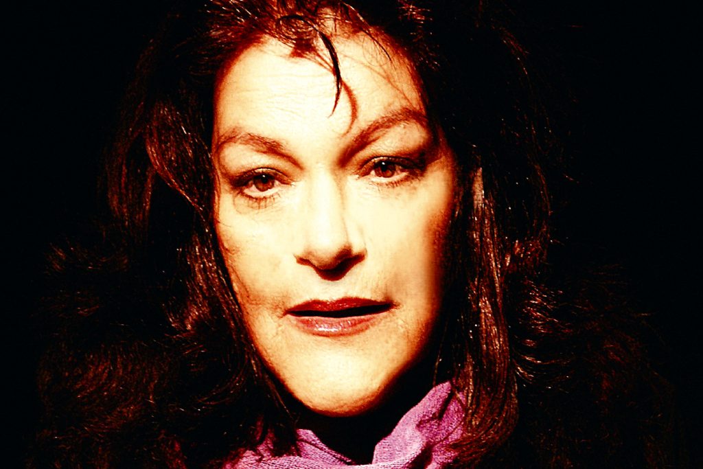 Λήδα Χαλκιαδάκη: Τα τραγούδια έρχονται και μας βρίσκουν