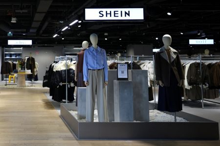 Shein: Από τη δικαστική έρευνα σε νέα καταστήματα στη Γαλλία
