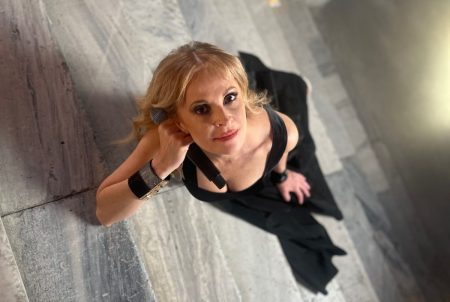 Ηρώ Σαΐα: «Οι κυρίες του ρεμπέτικου έδωσαν αγώνα για να υποστηρίξουν το όνειρό τους»