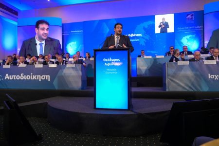 Λιβάνιος από ΚΕΔΕ: Επίδομα γέννησης 3.000 ευρώ για κάθε παιδί – Τι είπε για νέο εκλογικό νόμο