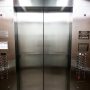 Κηφισιά: Γυναίκα εγκλωβίστηκε σε ασανσέρ και ανασύρθηκε χωρίς τις αισθήσεις της
