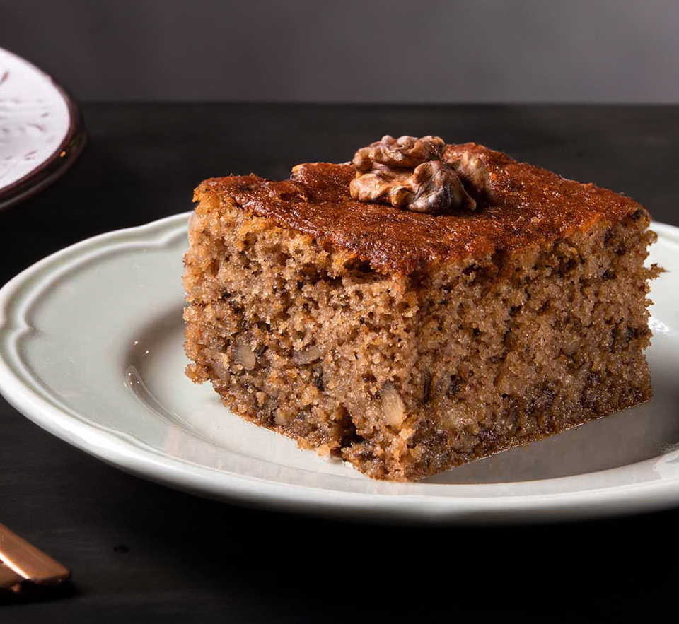 Σιροπιαστή καρυδόπιτα της Αργυρώς