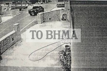 5 το πρωί: Άλλοι τρεις προφυλακιστέοι στα Βορίζια – Τα «βέλη» Σαμαρά – Οι αιτήσεις για το επίδομα θέρμανσης