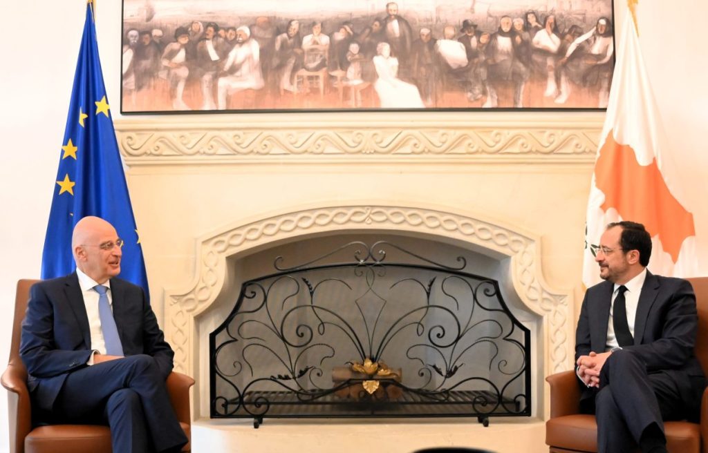 Ν. Δένδιας: Στη Λευκωσία για την αμυντική συνεργασία Ελλάδας-Κύπρου
