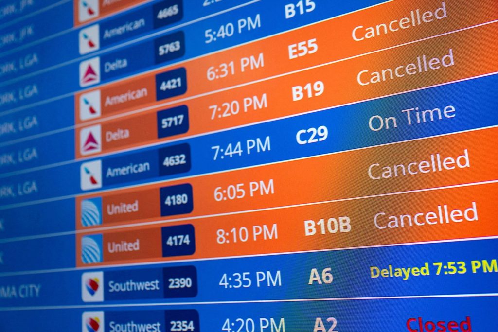 Shutdown: Η Γερουσία των ΗΠΑ βάζει τέλος στο χάος – «Προδοσία» βλέπουν οι Δημοκρατικοί