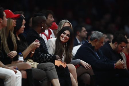 Ολυμπιακός – Ζαλγκίρις: Η Γκίλφοϊλ στο ΣΕΦ για να δει τον αγώνα