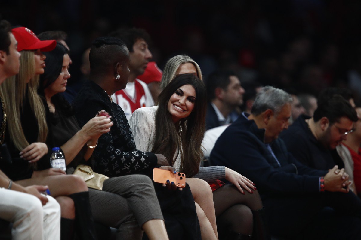 Ολυμπιακός – Ζαλγκίρις: Η Γκίλφοϊλ στο ΣΕΦ για να δει τον αγώνα