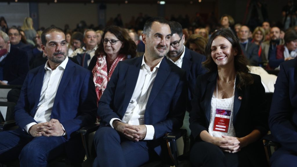 Στα όρια διάσπασης η Νέα Αριστερά – Φωτιές στον ΣΥΡΙΖΑ άναψε η «Ιθάκη»