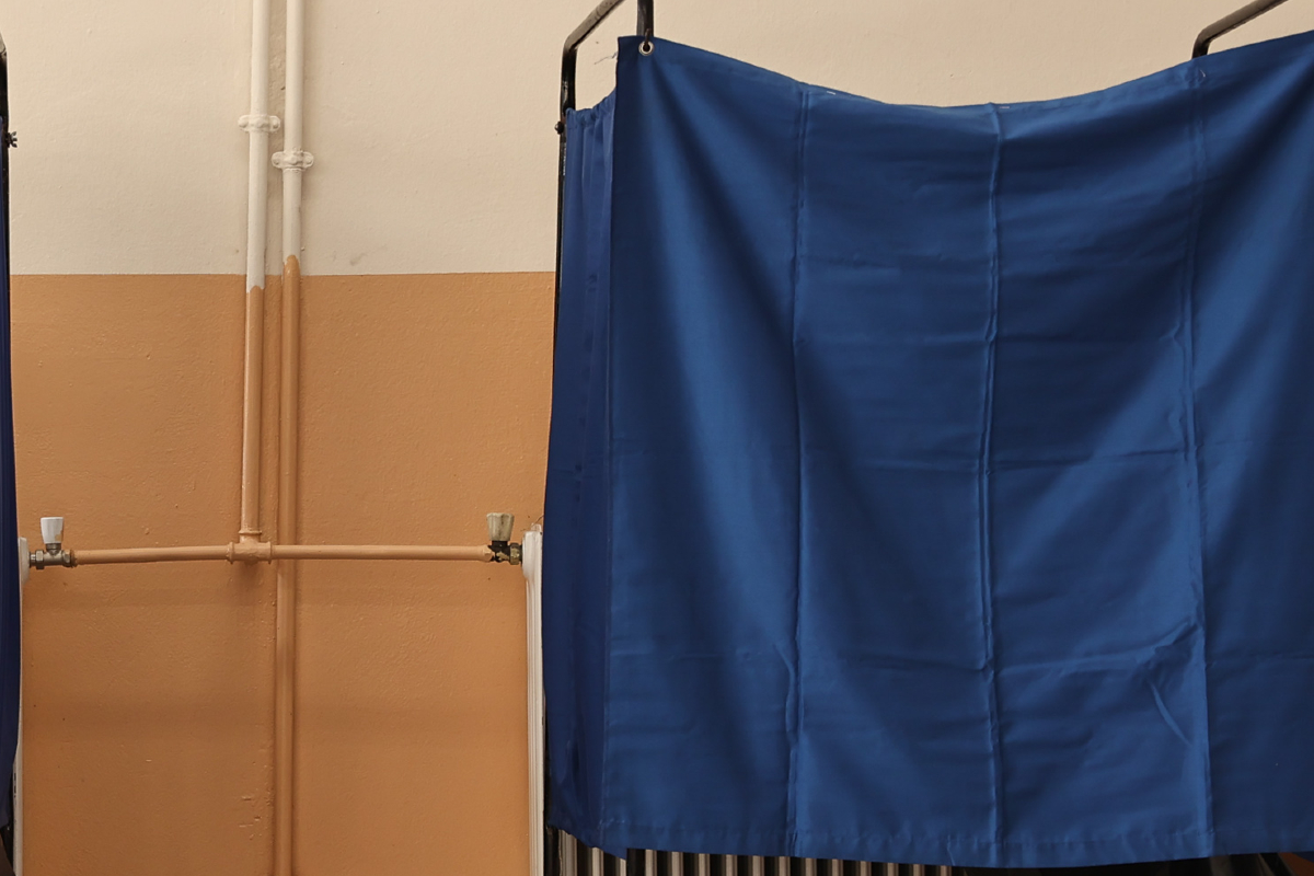 Δημοσκόπηση Opinion Poll: Αμετάβλητοι οι πολιτικοί συσχετισμοί – Θετικό κλίμα για τις ενεργειακές συμφωνίες