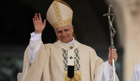 Ο Πάπα Λέων ΙΔ και το σινεφίλ πρόσωπό του