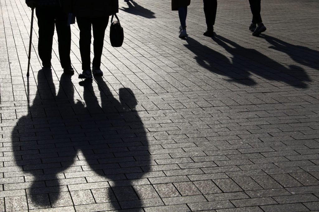 Ψυχική υγεία στην 3η ηλικία: Η μοναξιά των γιορτών και η «σιωπηλή κρίση» που χτυπάει τους ηλικιωμένους