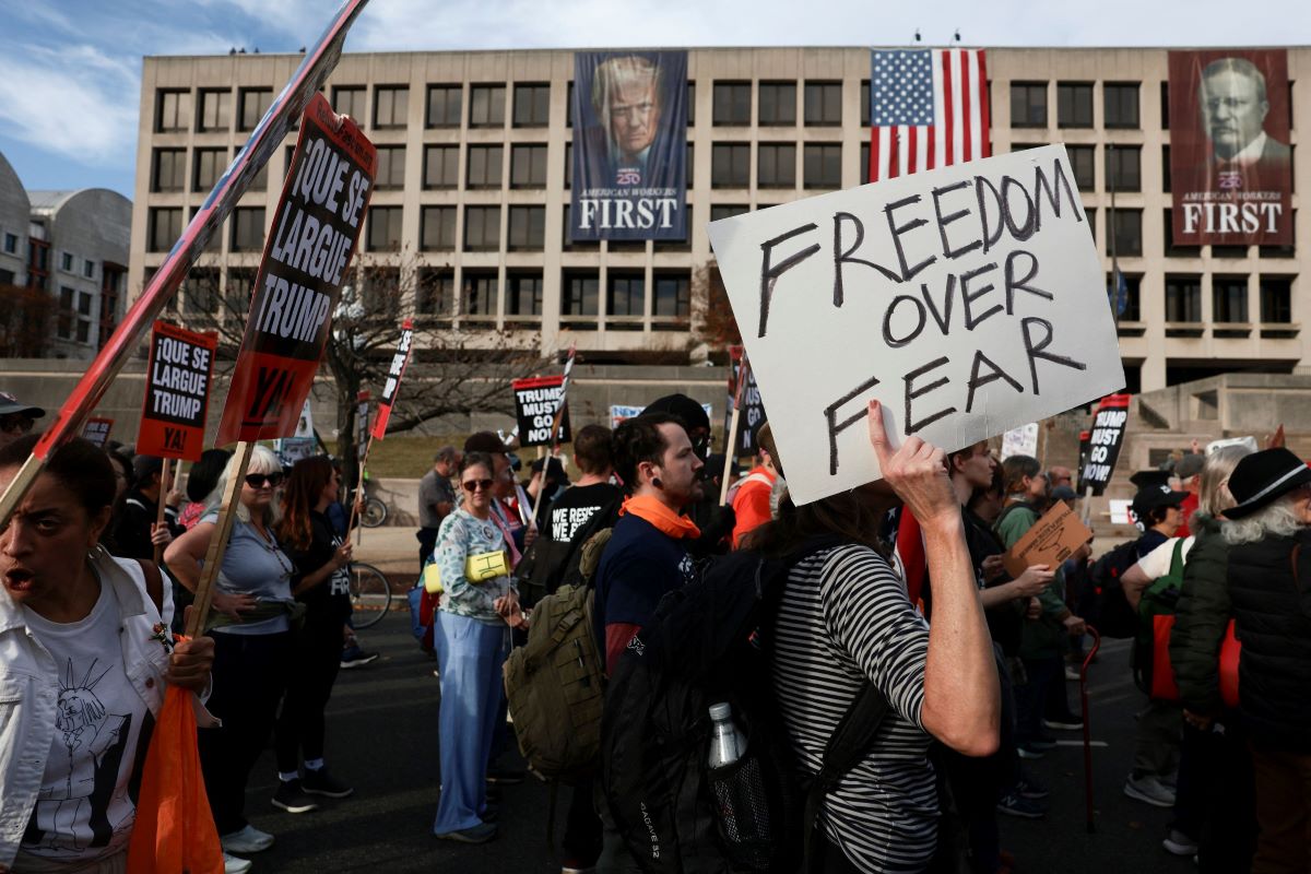 Απογοητευμένοι από τη δημοκρατία οι πολίτες σε χώρες της Δύσης – Τι ζητούν
