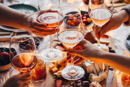 8 κρασιά για να μοιραστείτε με την παρέα σας