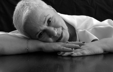 Η Μελίνα Κανά εξακολουθεί να φτιάχνει δίσκους με τους φίλους της