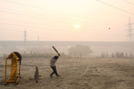 Νέα τεχνολογία καθαρίζει τον μολυσμένο αέρα στο Δελχί